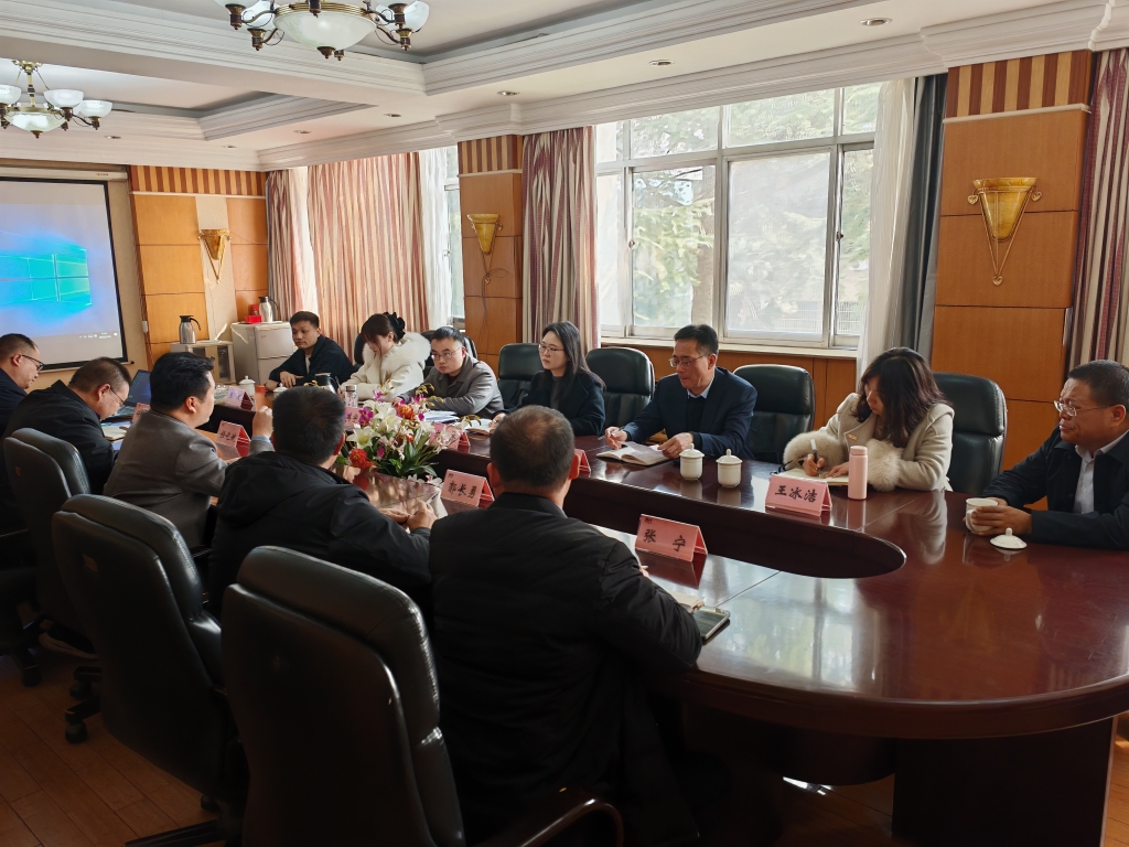 综保区与高新区辅导一行光临二机集团调研